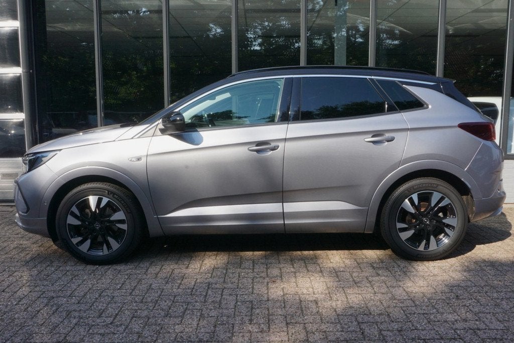 Opel Grandland 1.2 Turbo Ultimate Camera/Trekhaak!, Auto's, Opel, 12 maanden, 15 km/l, Gebruikt, Euro 6
