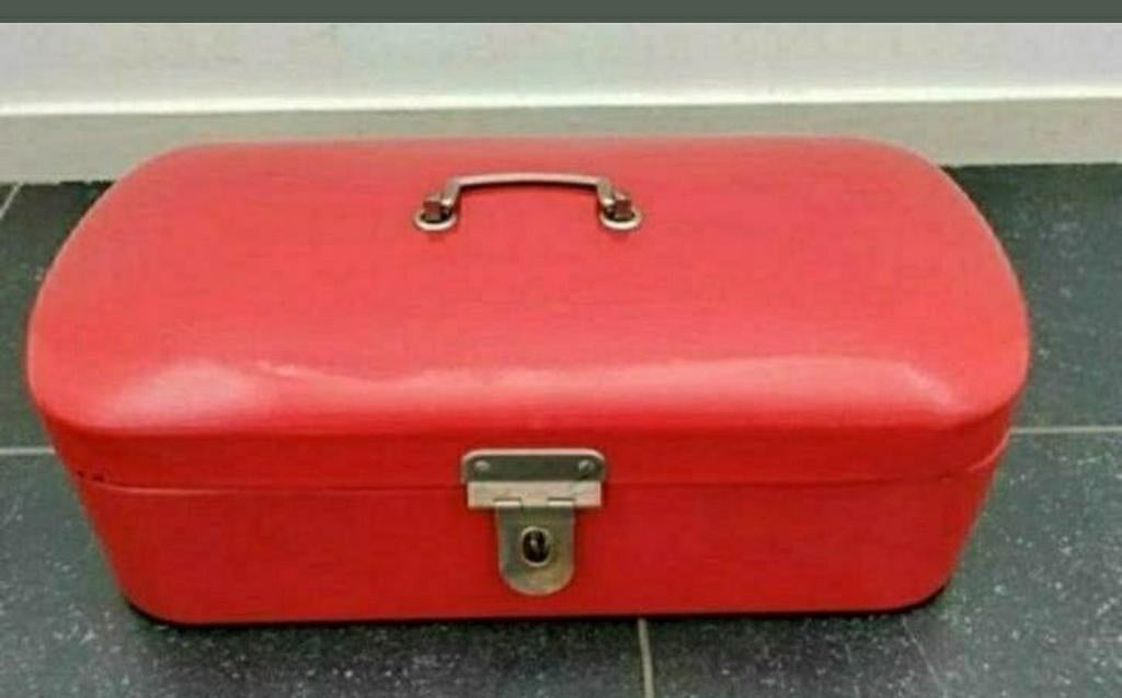 Broodtrommel,Rood,Emaille,1930,Broodbox,Breadbox,RETRO,brood, Ophalen of Verzenden, Huis en Inrichting