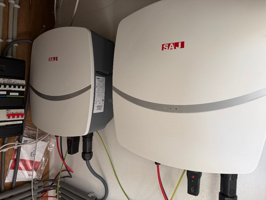 SAJ Inverter type R5-4k-T2 4000w ZO GOED ALS NIEUW !!!, Doe-het-zelf en Verbouw, Elektra en Kabels, Zo goed als nieuw, Omvormer