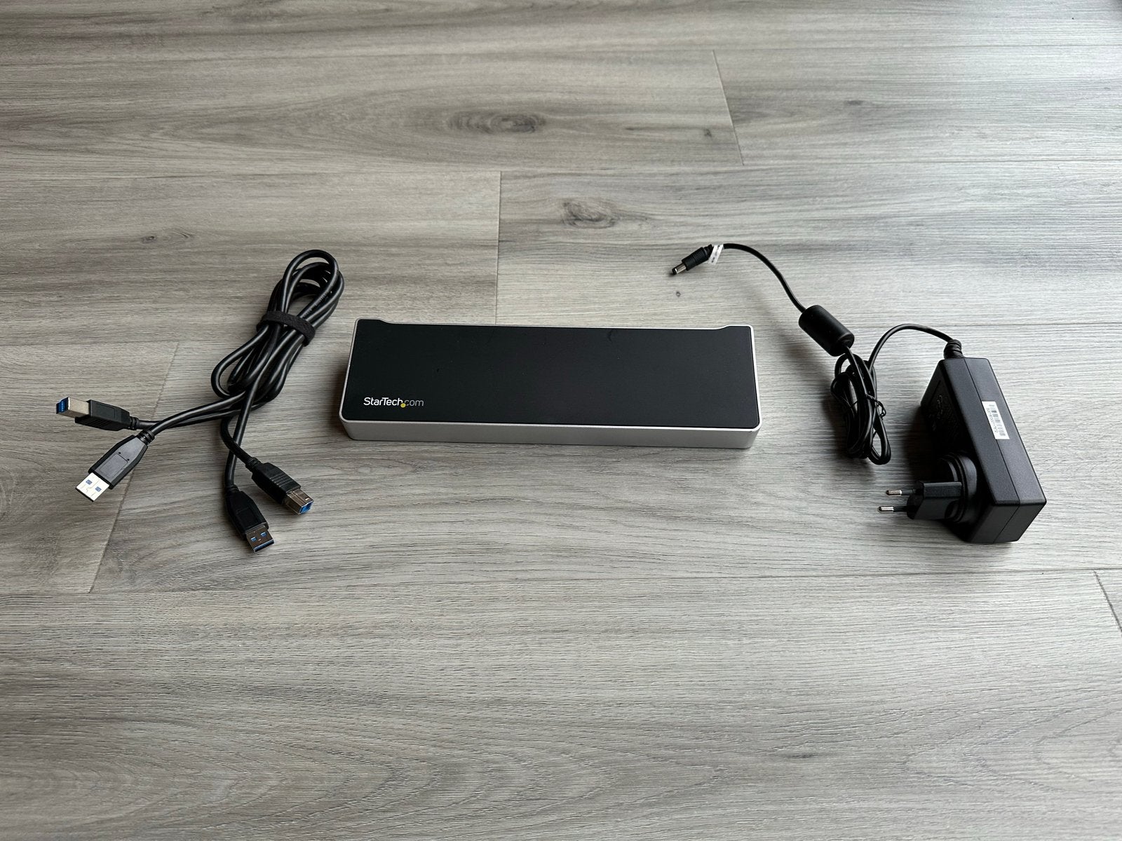 Startech Dual Monitor KVM Docking Station voor 2 laptops, Computers en Software, Dockingstations, Ophalen of Verzenden, Gebruikt