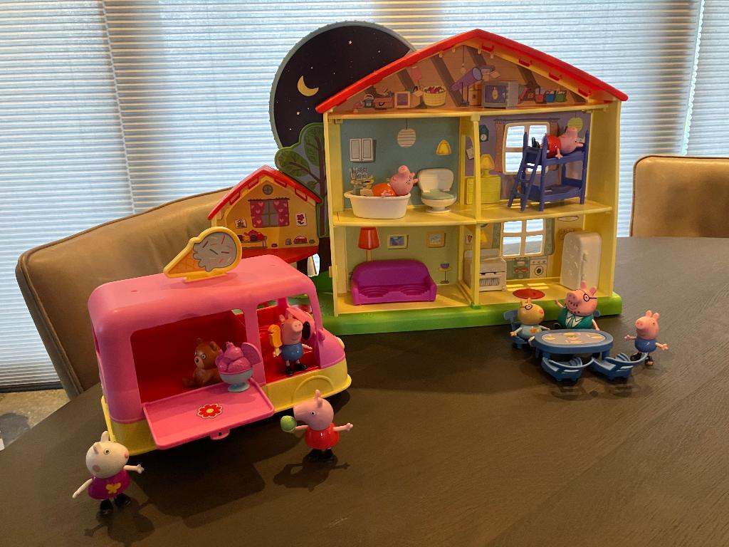 Peppa pig huis en ijsco wagen, Ophalen, Gebruikt, Poppenhuis