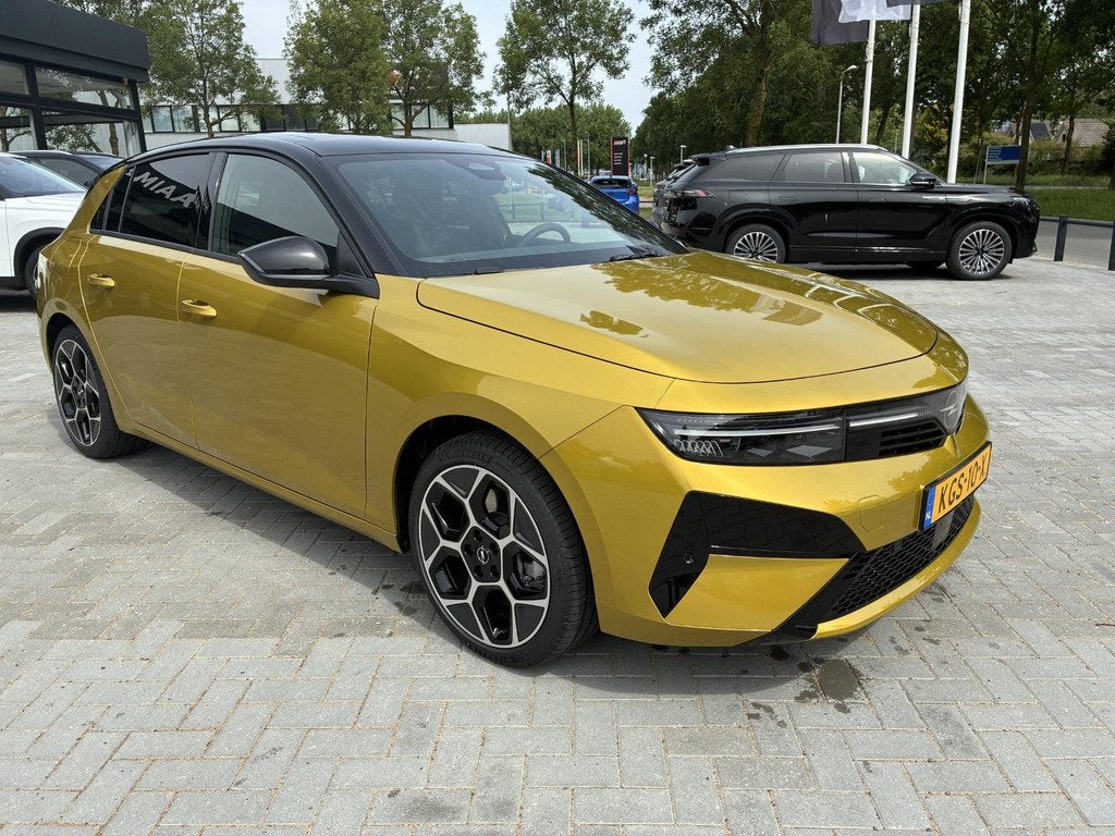 Opel Astra 1.6 Turbo Automaat Plug In Hybrid Ultimate | DEMO, Auto's, 4 cilinders, Alcantara, 45 km/l, Te koop
