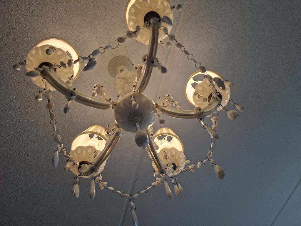 Witte kinderkamer kroonluchter / hanglamp - 5 lichtpunten, Ophalen, Gebruikt, Kunststof, E14 (klein)
