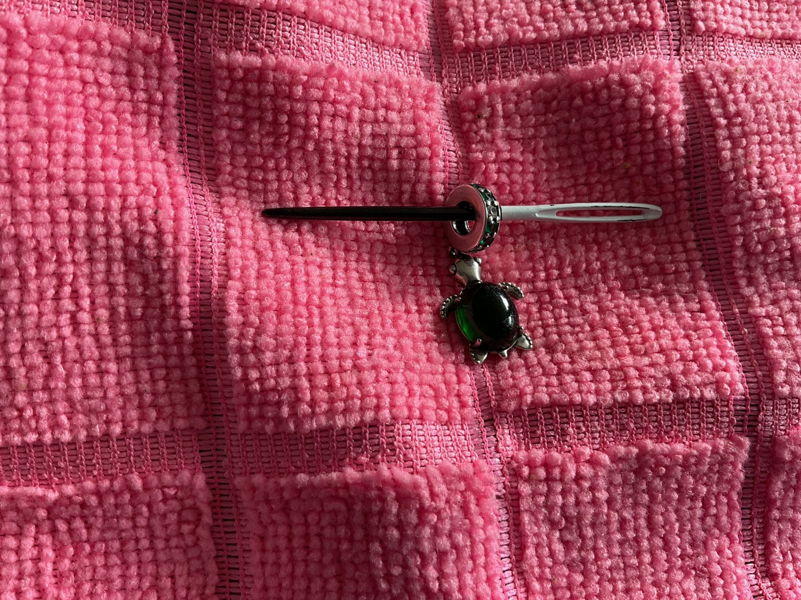 Pandora Bedel Schilpad met Groen steen, Verzenden, Zo goed als nieuw, Zilver, Pandora