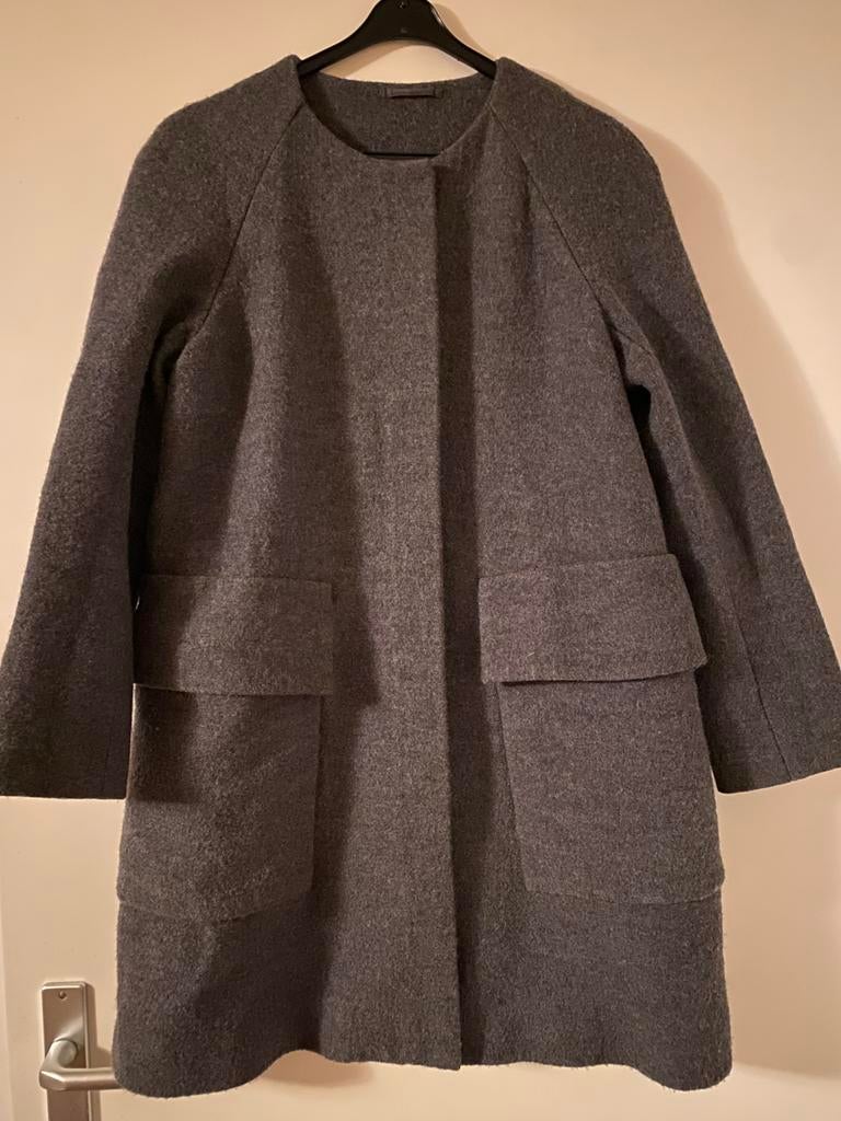 COS GRIJZE WOLLEN JAS 36, Kleding | Dames, Jassen | Winter, Ophalen of Verzenden, Gedragen, Maat 36 (S), Grijs