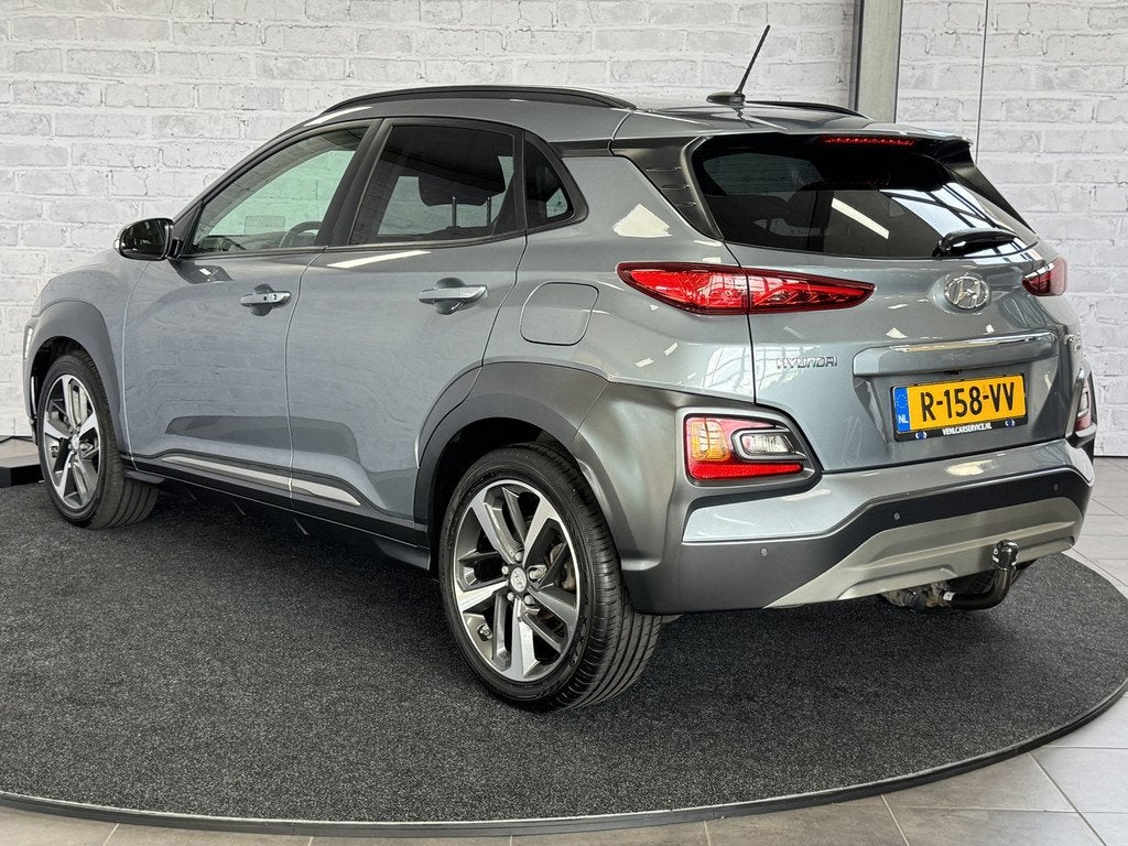 Hyundai KONA 1.6 T-GDI Premium 4WD Pano Trekhaak HUD Keyless, Auto's, Hyundai, Automaat, 4 cilinders, Vierwielaandrijving, 600 kg