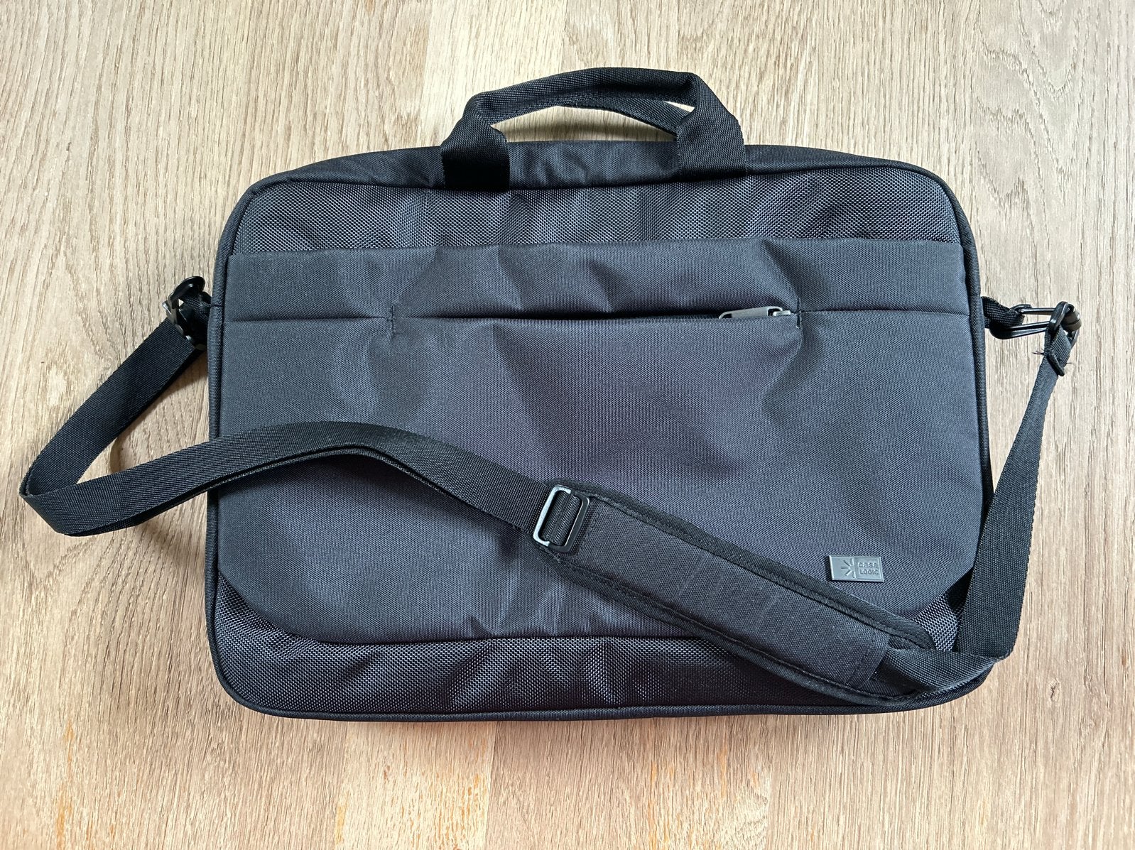 Case Logic laptoptas/rugzak 15 inch - Zwart, Computers en Software, Laptoptassen, Nieuw, Aktetas, 16 inch, Case Logic, Gevoerd laptopvak