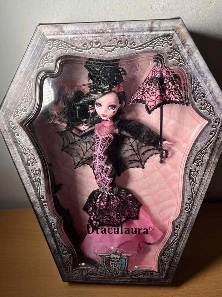 Monster High Draculaura 2015 Collector Doll in Doos, Verzamelen, Ophalen of Verzenden, Nieuw