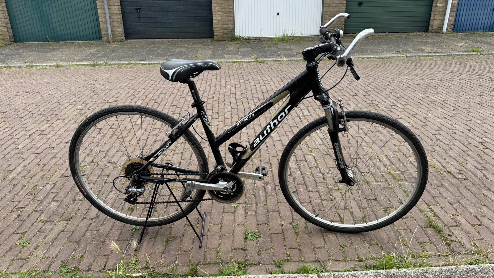 Author Integra Trekkingfiets 24 Versnellingen, Fietsen en Brommers, Gebruikt, Velgrem, Meer dan 20 versnellingen, Ophalen