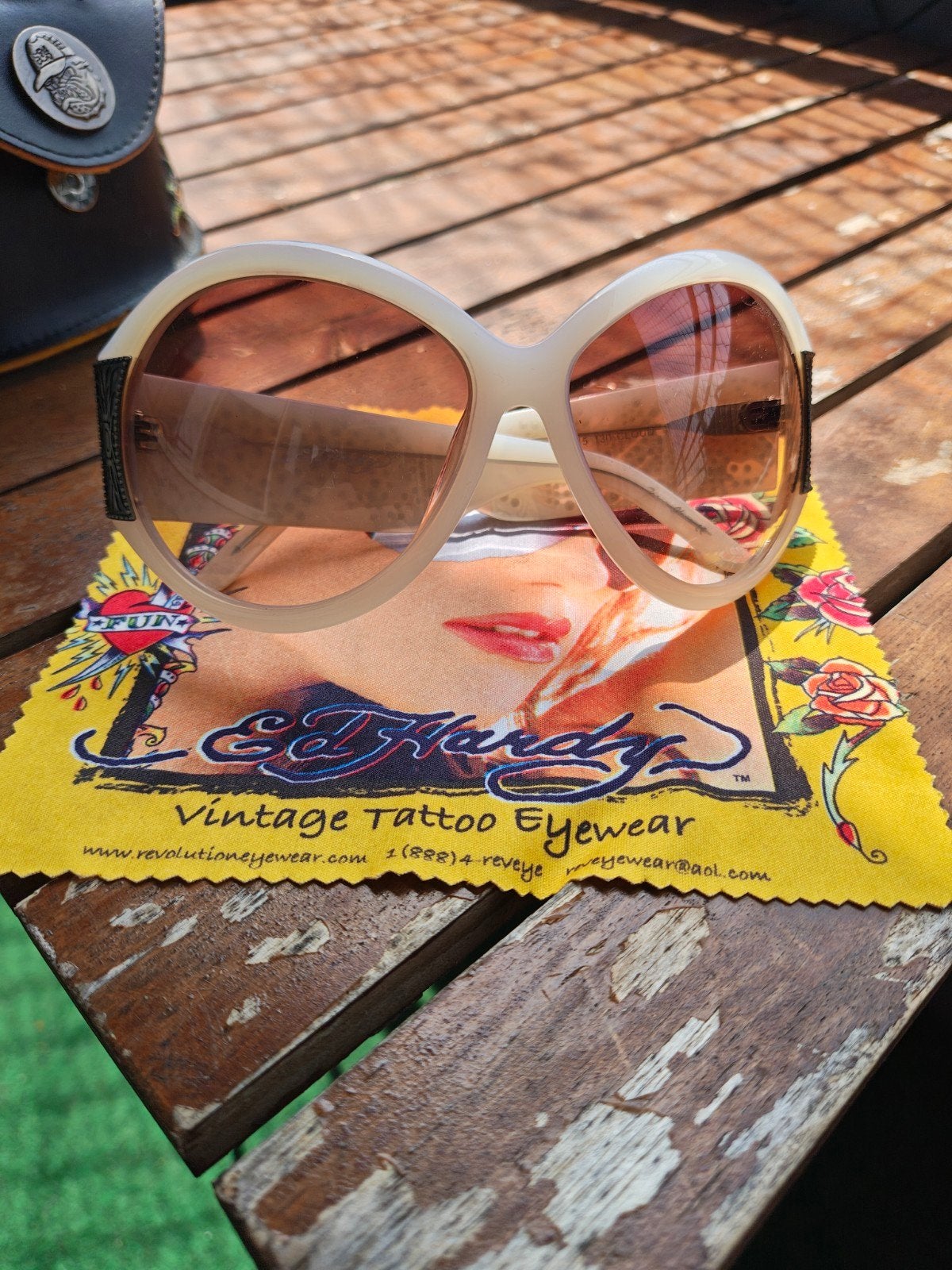 Ed Hardy Vintage Zonnebril met Bijpassend Etui, Ophalen of Verzenden, Nieuw, Overige merken
