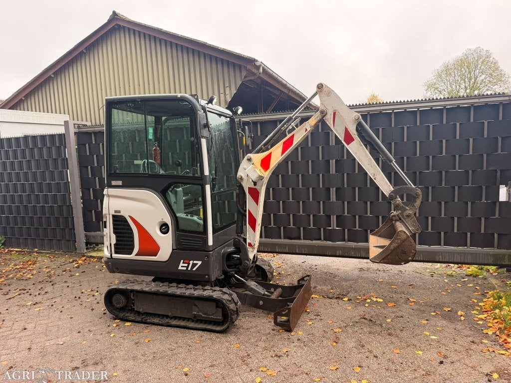 Bobcat e17  minigraver kubota yanmar minishovel takeuchi