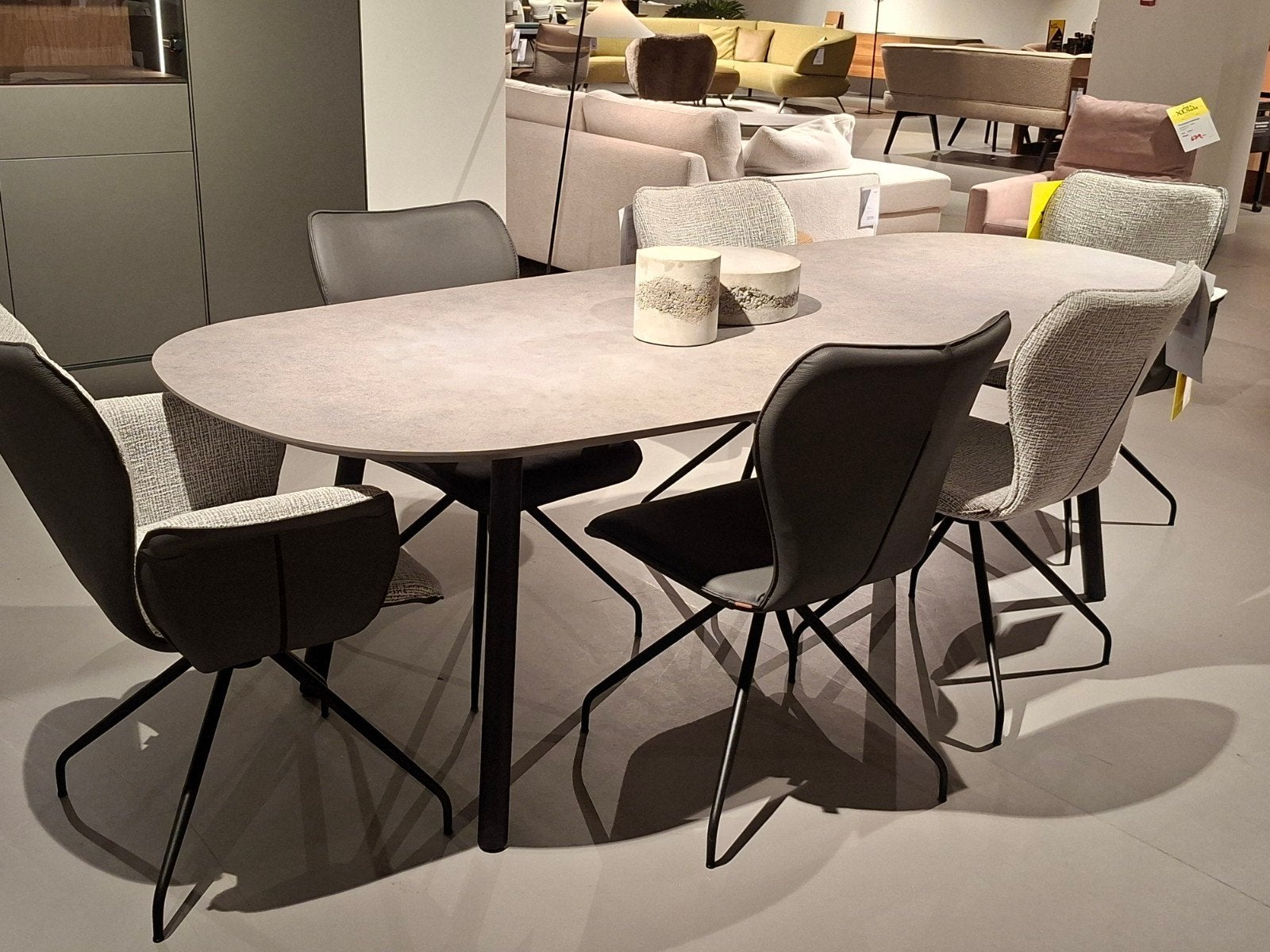Showroommodel Enzo Luca Eetkamerstoel Molise set van 6, Huis en Inrichting, Stoelen, Ophalen, Nieuw, Stof, Grijs