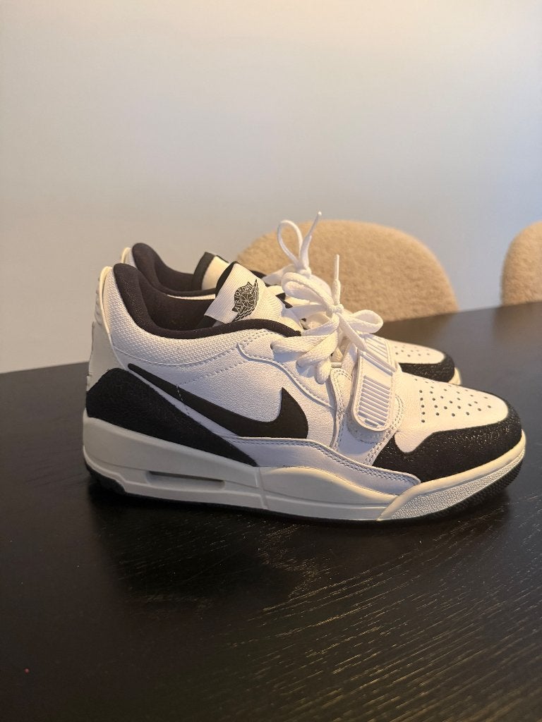 Nike Air Jordan Legacy 312 Low 38, Wit, Nike, Ophalen of Verzenden, Sneakers of Gympen