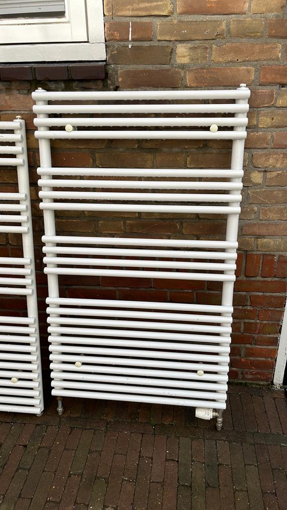 Witte handdoekradiator, Ophalen, Radiator, Minder dan 60 cm, 80 cm of meer