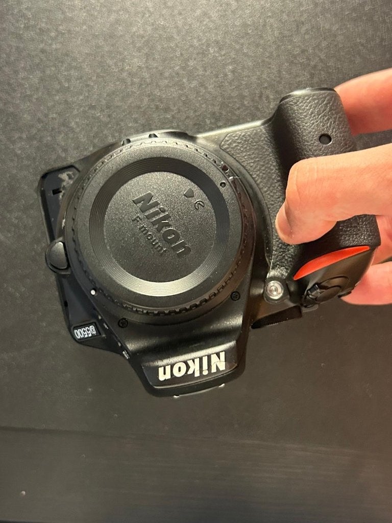 Nikon D5500 camera zonder lens, Audio, Tv en Foto, Fotocamera's Digitaal, Lensdop, Ingebouwde flitser, Spiegelreflex, Ophalen of Verzenden