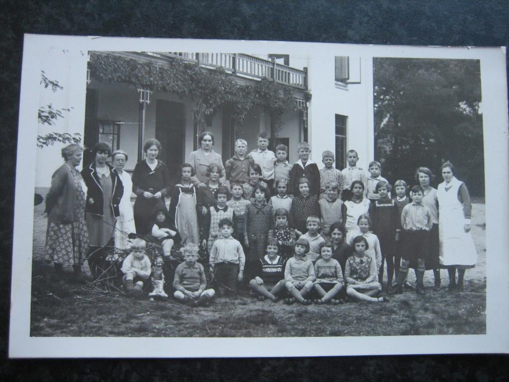 LUNTEREN Vacantie kolonie B, Ophalen of Verzenden, 1940 tot 1960, Gelderland