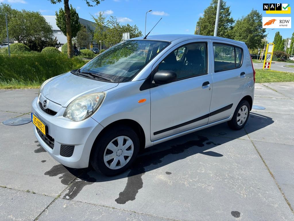 Daihatsu Cuore 1.0 Clever, Auto's, Daihatsu, Voorwielaandrijving, 18 €/maand, 4 stoelen, Cuore