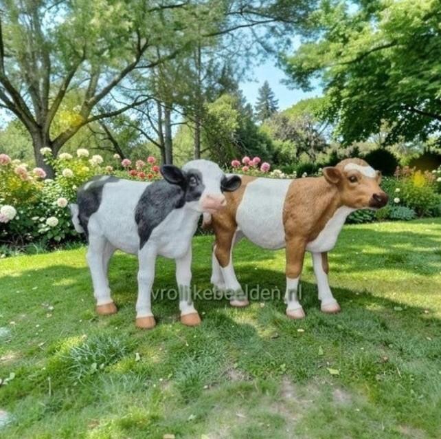 Beeld kalf, kunststof koe, kunst koe, kalfjes, koe beeld, Tuin en Terras, Ophalen, Nieuw, Kunststof, Dierenbeeld