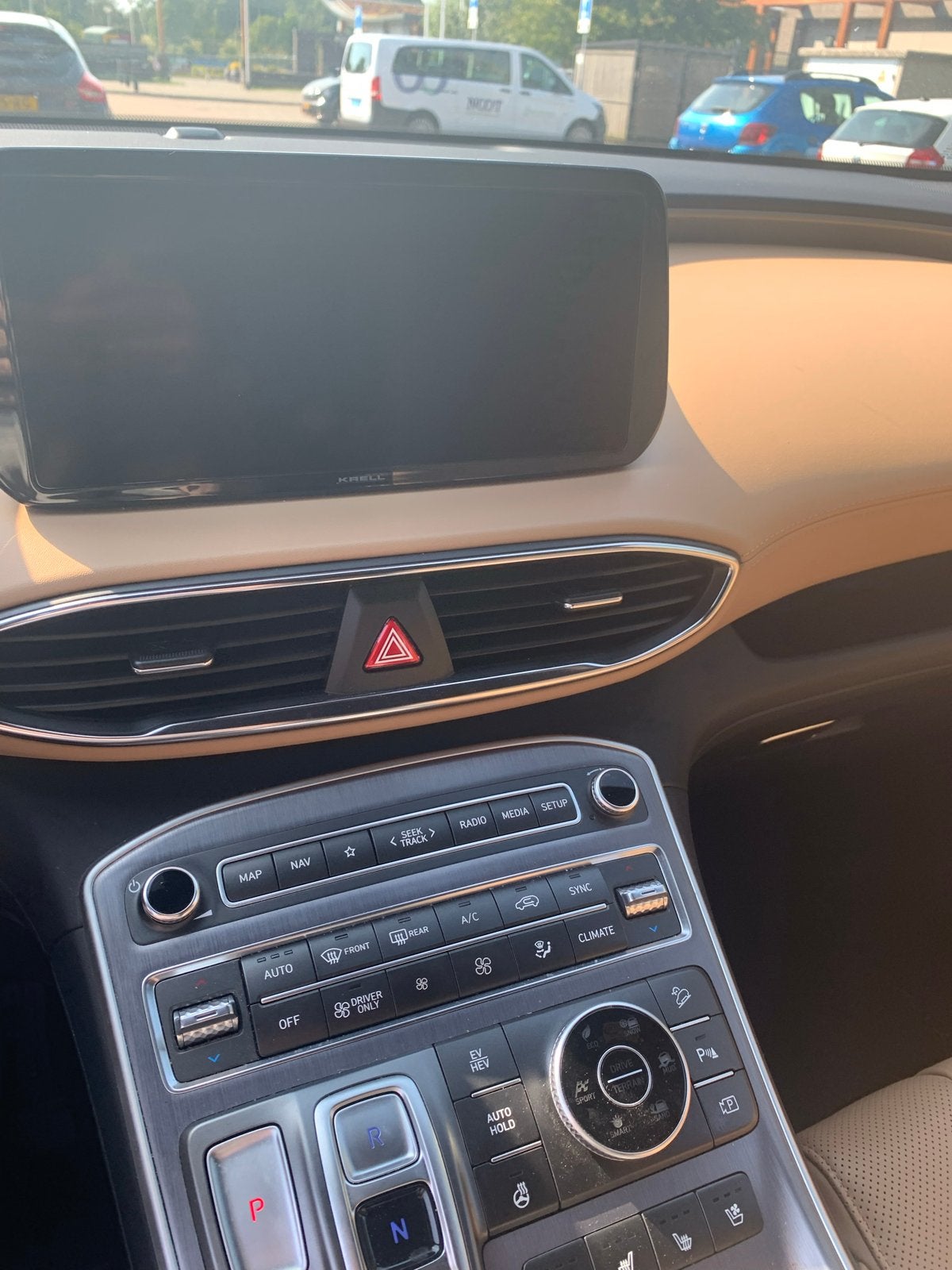 Hyundai Santa Fe 1.6 T-gdi Phev 265pk Aut. 2023 Zwart, Santa Fe, Beige, 4 cilinders, 179 pk