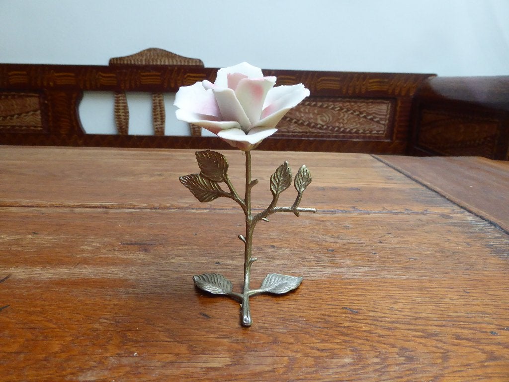 Vintage porseleinen roosje