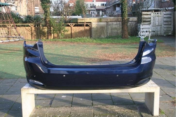 FIAT  TIPO II STADIONCAR ACHTERBUMPER NO 735634153, Auto-onderdelen, Gebruikt, Niet ingevuld, Achter, Bumper