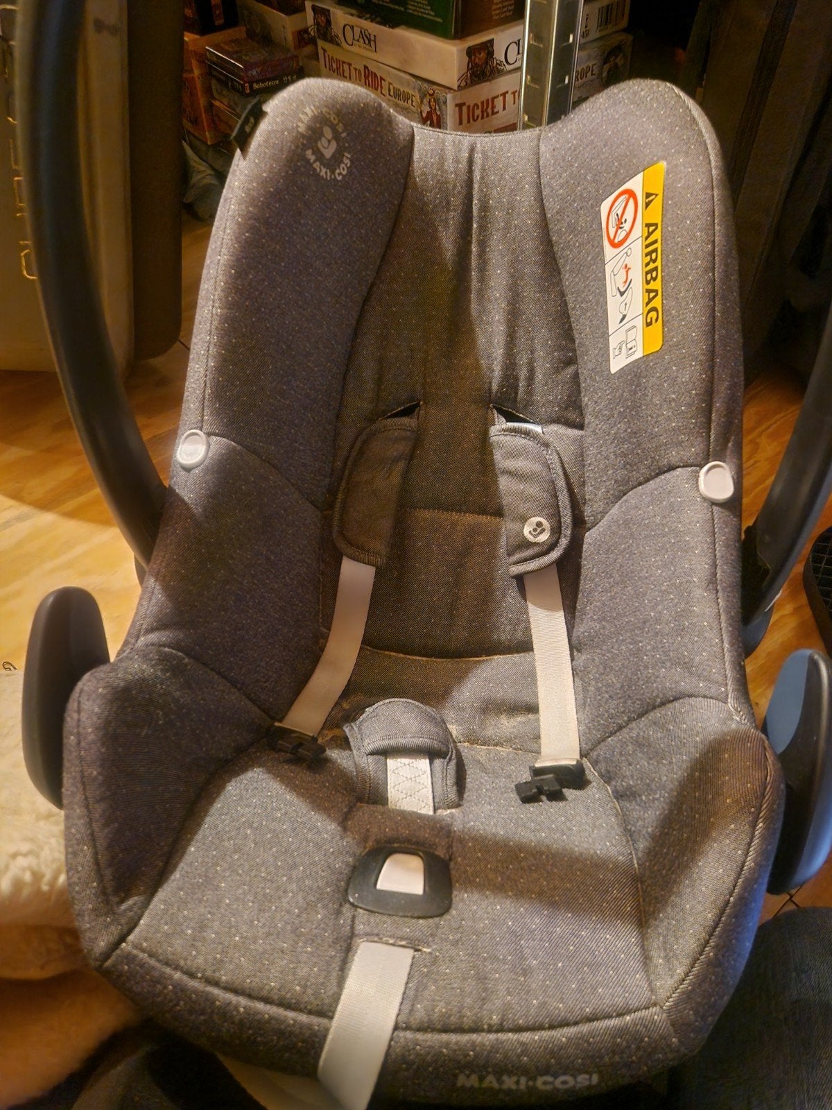 Maxi-Cosi Isofix autostoel met adapters en wolletje, Ophalen