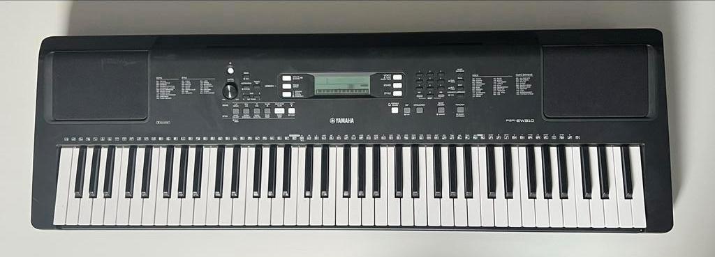 Yamaha PSR-EW310 incl. sustainpedaal - Zo goed als nieuw, Muziek en Instrumenten, Keyboards, Ophalen, Yamaha, Zo goed als nieuw