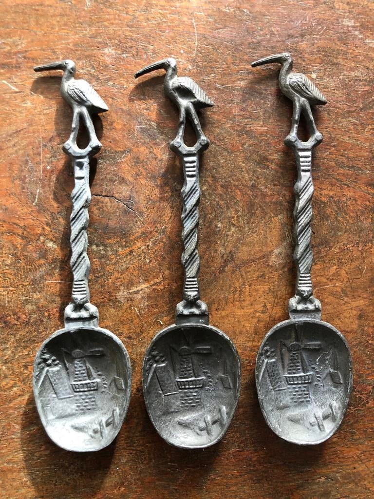Vintage lepels met ooievaar en molen, Ophalen of Verzenden