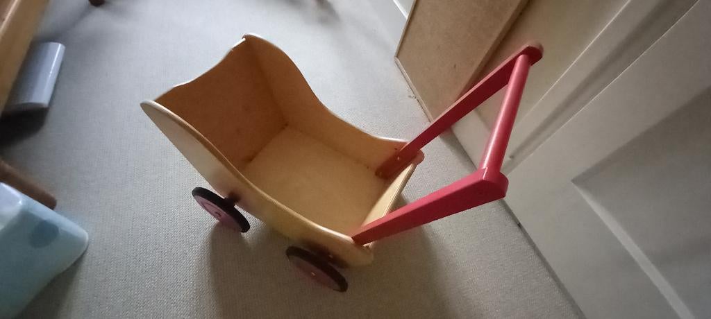 houten speelgoed/ houten kar, Kinderen en Baby's, Speelgoed | Houten speelgoed, Ophalen, Zo goed als nieuw, Overige typen