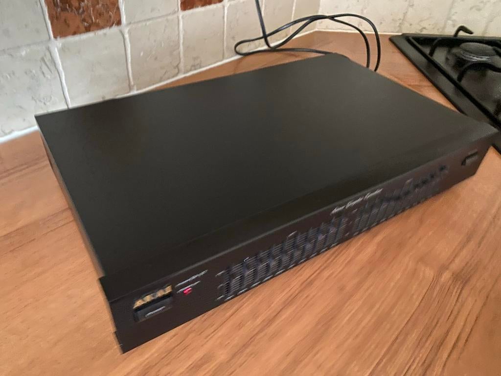 Akai EA-27 Graphic Equalizer - Werkend, Ophalen of Verzenden, Gebruikt