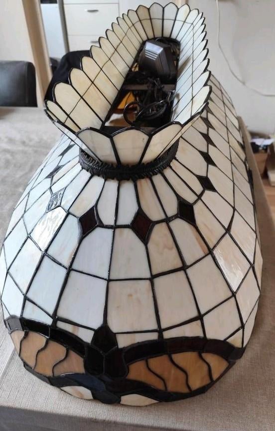 Glas in lood, Tiffany, biljart, eettafel lamp., Huis en Inrichting, Lampen | Hanglampen, Ophalen, Gebruikt, Tiffany,  glas in lood jugendstil, art deco