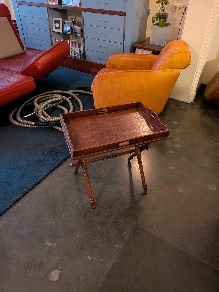 Houten dienblad met inklapbaar onderstel, Huis en Inrichting, Woonaccessoires | Dienbladen, Ophalen, Gebruikt, Rechthoekig, Hout