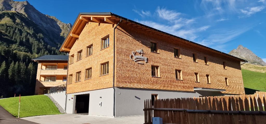 Te koop: NIEUWE Appartementen in Schröcken, Vorarlberg, Huizen en Kamers, Buitenland, Reuthe, Dorp, Overig Europa, 76 m²