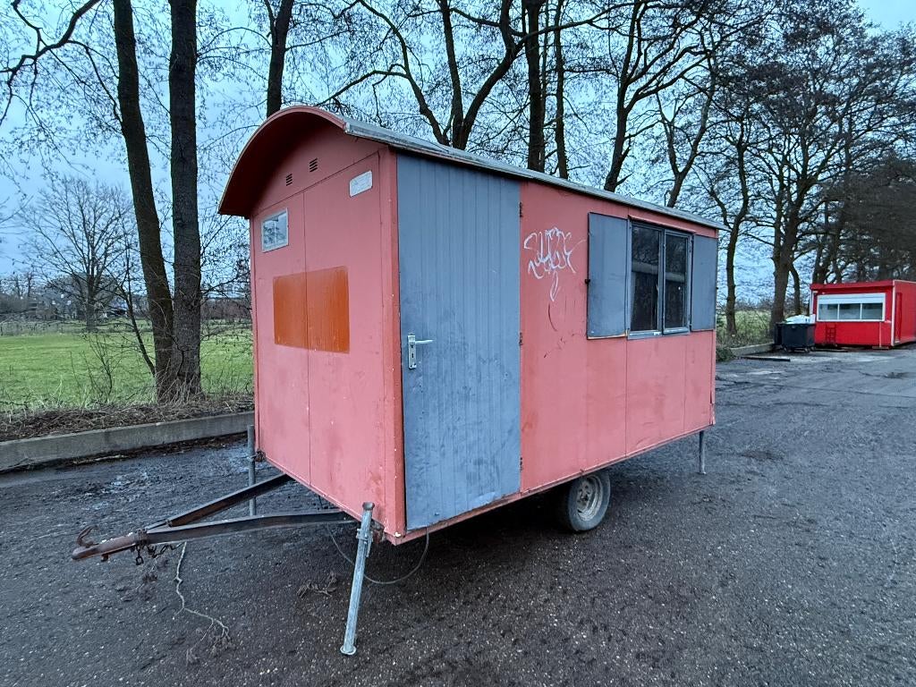 Metalen schaftwagen schaftkeet pipowagen G2, Zakelijke goederen, Machines en Bouw | Keten en Containers, Ophalen of Verzenden