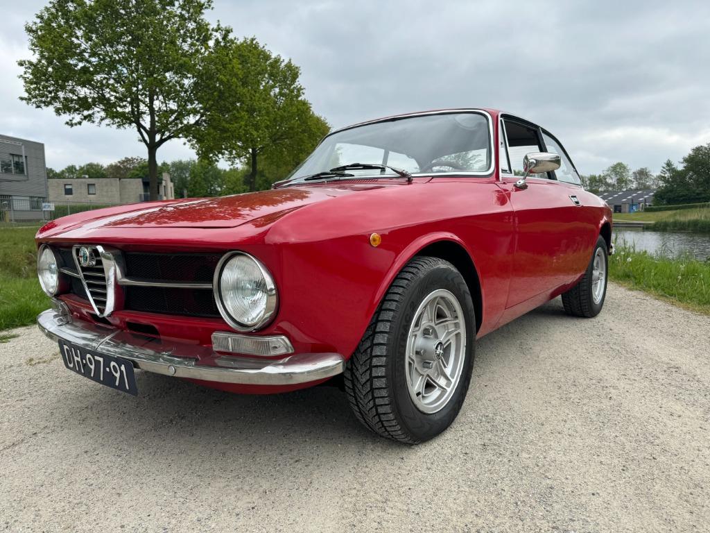 Alfa Romeo 1300 1.3 GT 1969 taxatie rapport 42500,-, foto 2