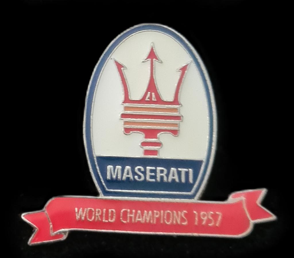 Maserati- World Champions 1957, Verzamelen, Speldjes, Pins en Buttons, Ophalen of Verzenden, Nieuw, Transport, Speldje of Pin