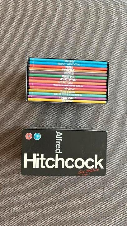 Alfred Hitchcock Collectie - DVD Box Universal studio’s., 1960 tot 1980, Gebruikt, Vanaf 16 jaar, Ophalen of Verzenden
