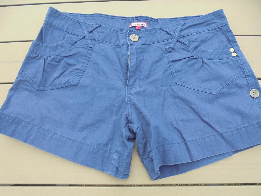 Blauwe korte broek BASIC EQUIPMENT, Kleding | Dames, Maat 38/40 (M), Kort, Blauw, Ophalen of Verzenden