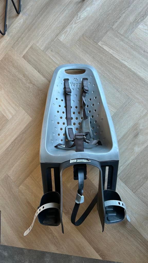 Yepp achterzitje met syteem voor bagage, Fietsen en Brommers, Ophalen, Zo goed als nieuw