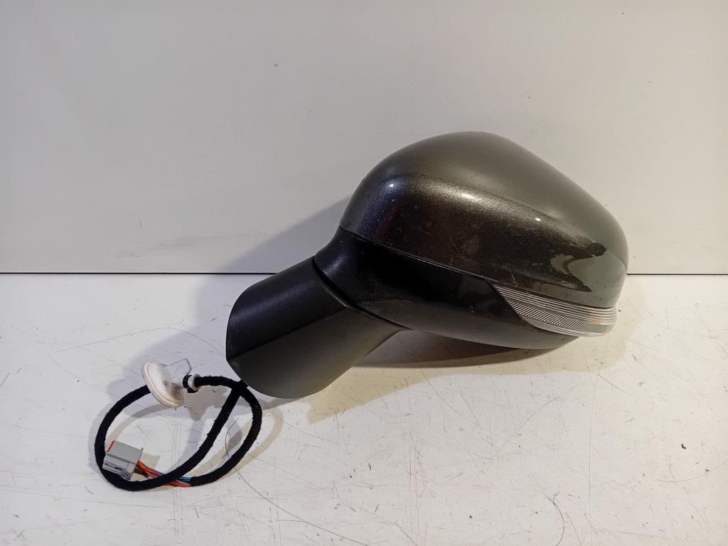 Spiegel buiten links elektrisch Ford Puma, Auto-onderdelen, Onderdelen@venauto.nl, Van der Ven Autorecycling B.V., Gebruikt, Ettenseweg 76, 4706 PB Roosendaal, The Netherlands