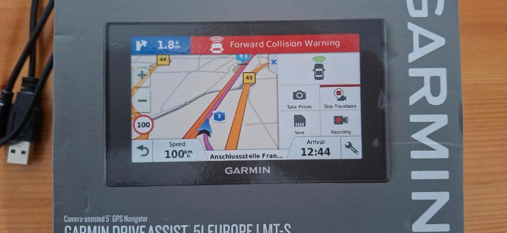 Garmin Drive Assist 51 Europe LMT-S, Auto diversen, Autonavigatie, Ophalen, Zo goed als nieuw