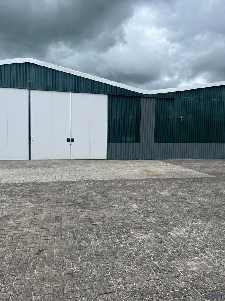 Te huur bedrijfsruimte/hobbyruimte geïsoleerd 165 m2, Bedrijfsruimte
