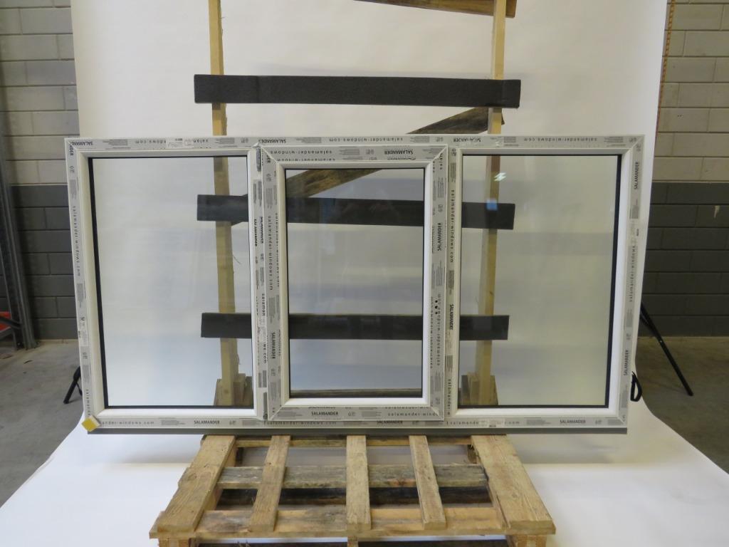 Verschillende Kunststofkozijnen Verdiept en vlak profiel, Kunststof, Raamkozijn, Nieuw, Ophalen of Verzenden