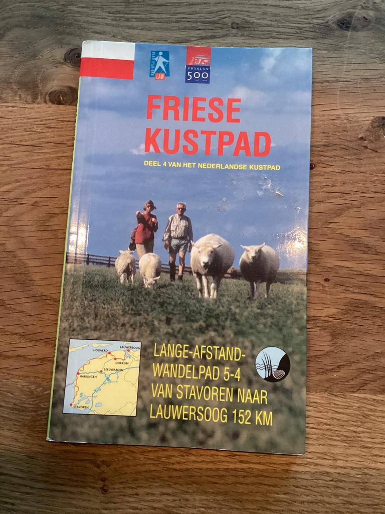 Wandelboekje Friese kustpad, Verzenden, Zo goed als nieuw, Fiets- of Wandelgids, Overige merken