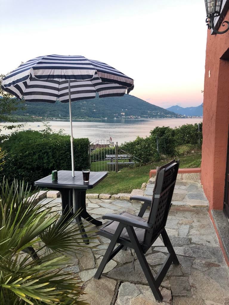 Vakantiehuis | 4 Appartementen | Meer Maggiore | vakantie, 4 of meer slaapkamers, Dorp, Wasmachine, Lombardije en Merengebied