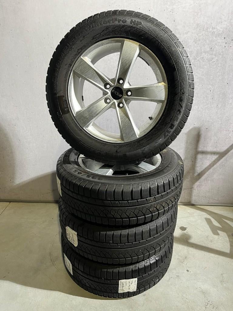 Set winterwielen Mazda CX5, Auto-onderdelen, Banden en Velgen, Ophalen, Gebruikt, Banden en Velgen, 17 inch