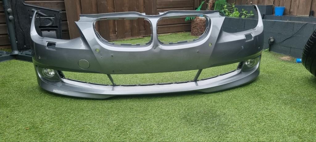 LCI FACELIFT OEM VOORBUMPER PDC BMW E92 E93, Gebruikt, Voor, Ophalen of Verzenden, Bumper