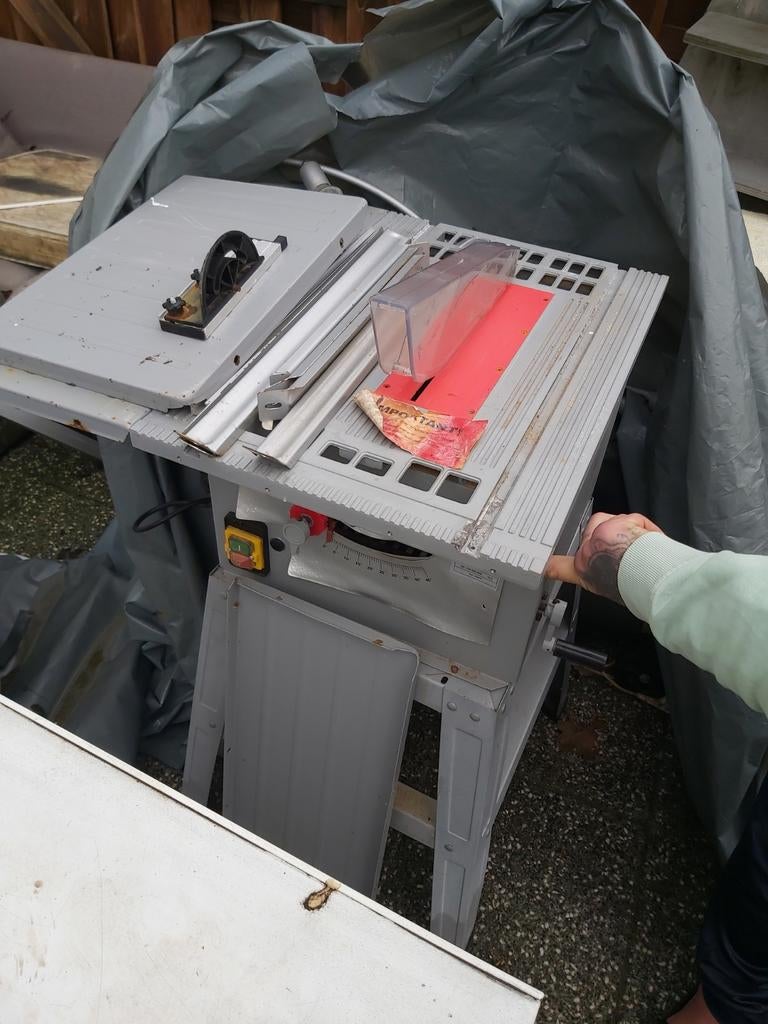Kinzo Zaagmachine - Cirkelzaag, Doe-het-zelf en Verbouw, Ophalen, Gebruikt, Cirkelzaag, Kinzo