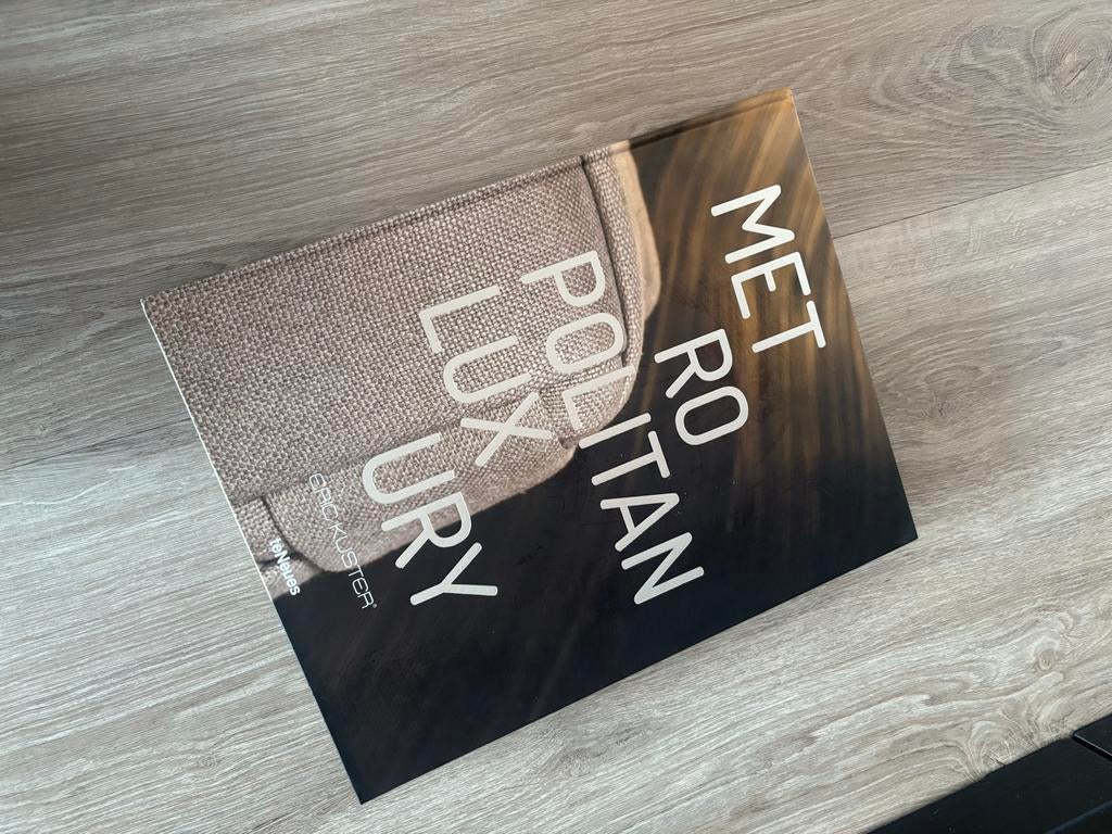 Metropolitan Luxury - Eric Kuster Boek, Ophalen, Zo goed als nieuw, Fotografie algemeen
