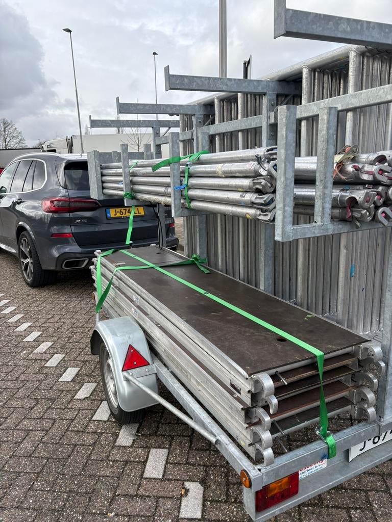 ASC Rolsteiger werkhoogte 10 meter + aanhanger te huur, Doe-het-zelf en Verbouw, Steigers, Ophalen, Gebruikt, Rolsteiger of Kamersteiger